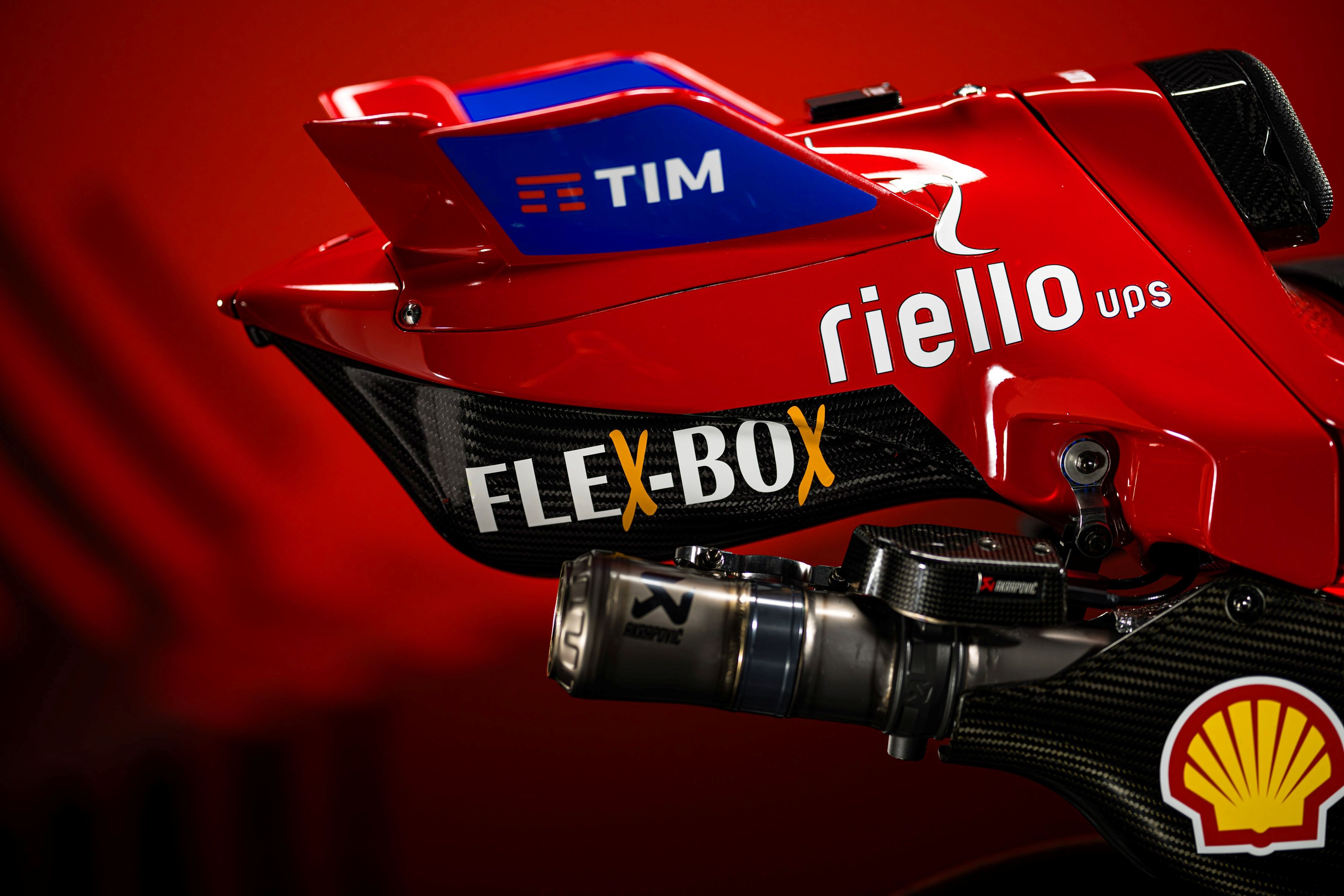 Ducati Desmosedici GP25 Lenovo MotoGP 2025 Pecco Bagnaia Marc Márquez 42