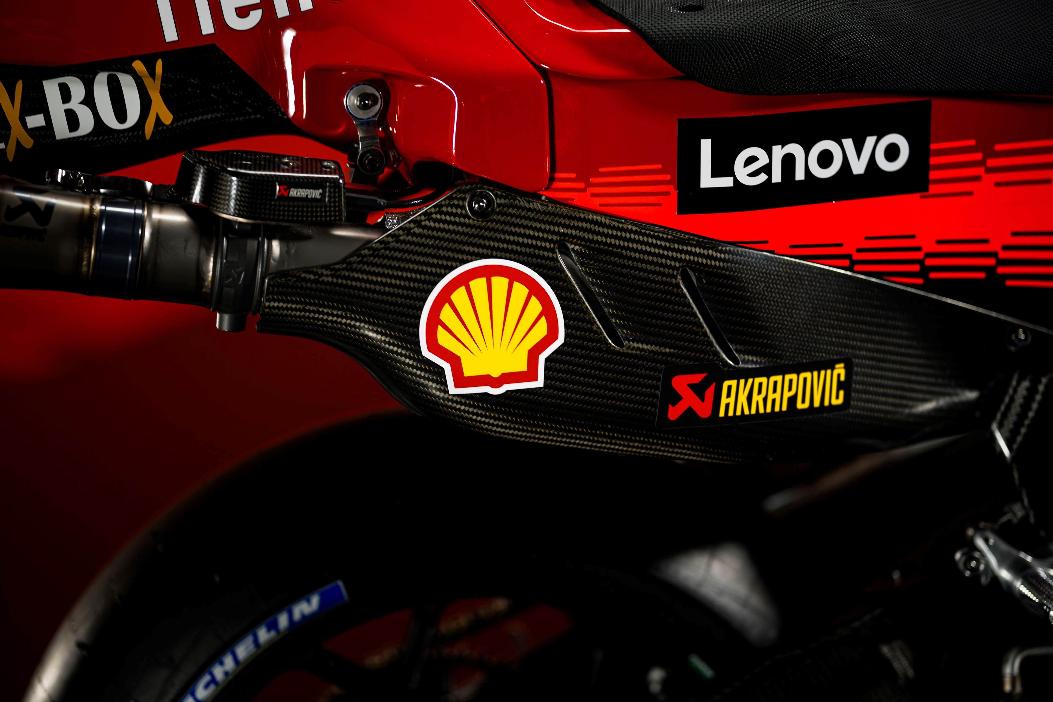 Ducati Desmosedici GP25 Lenovo MotoGP 2025 Pecco Bagnaia Marc Márquez 43