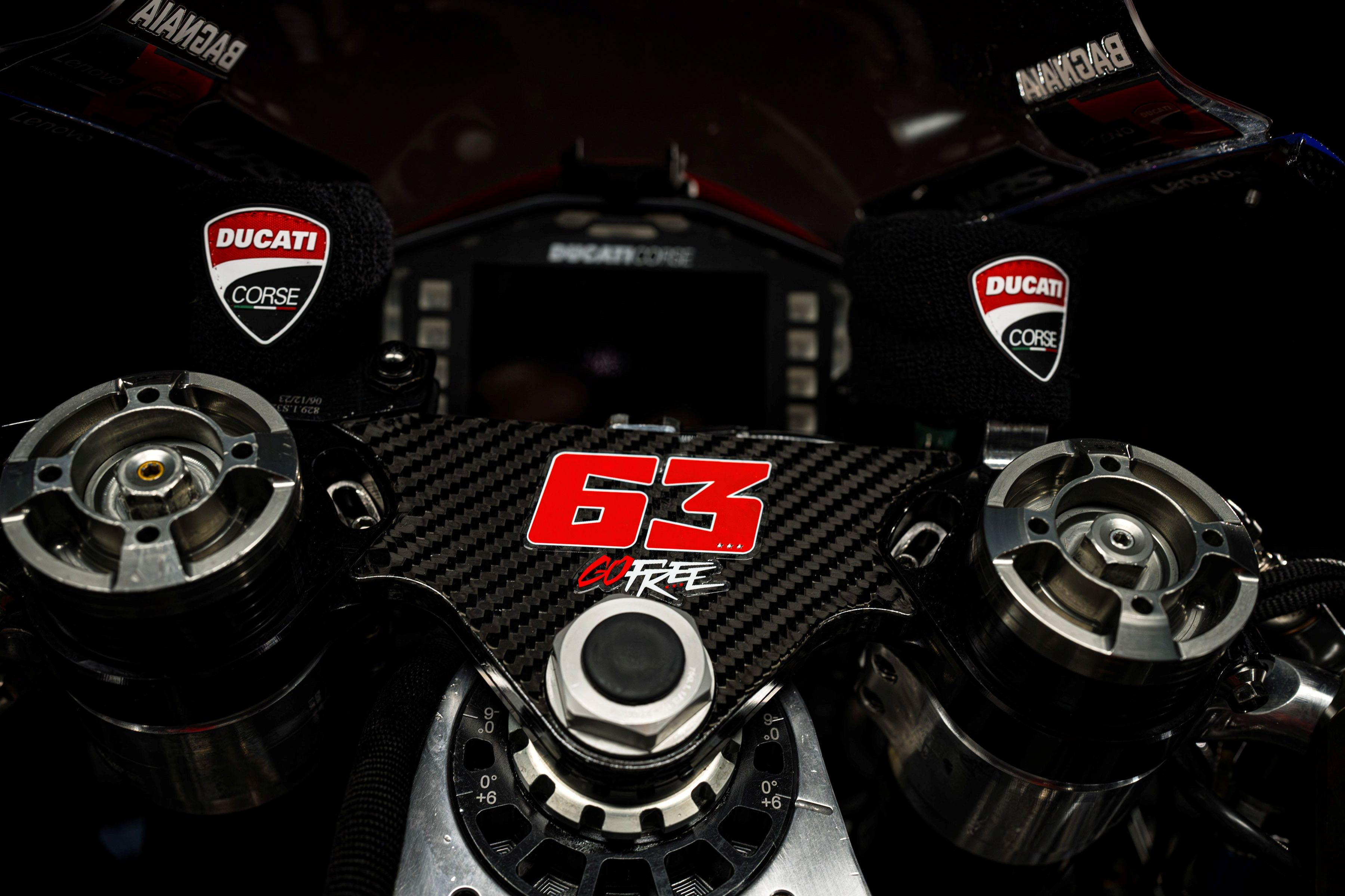 Ducati Desmosedici GP25 Lenovo MotoGP 2025 Pecco Bagnaia Marc Márquez 48