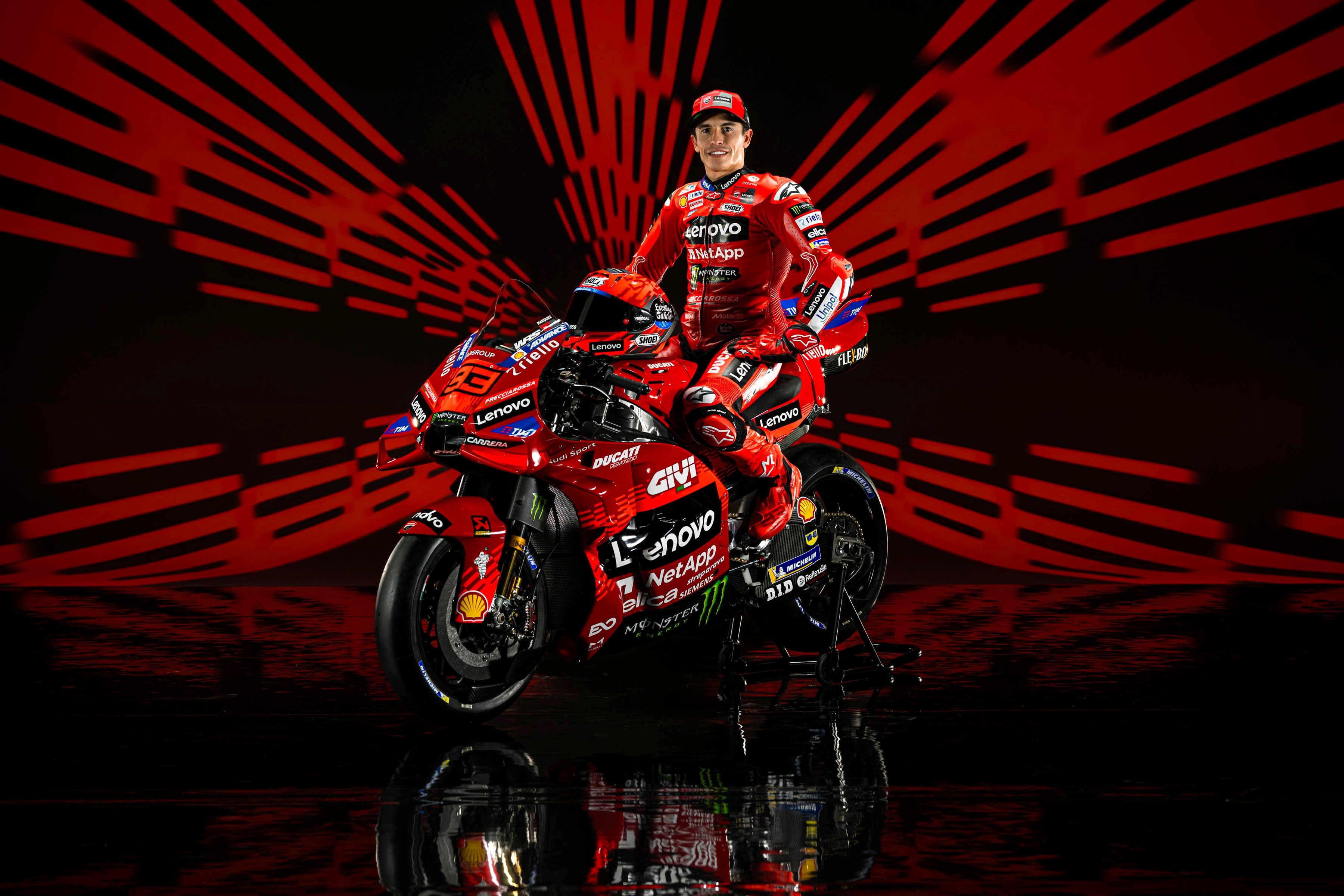 Ducati Desmosedici GP25 Lenovo MotoGP 2025 Pecco Bagnaia Marc Márquez 76