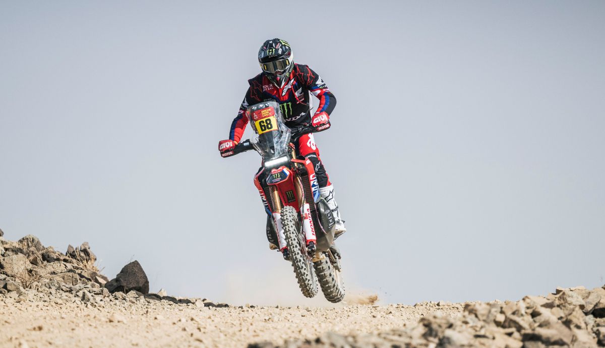 Tosha Schareinaha finalizado segundo en el Dakar 2025 Tosha Schareinaha finalizado segundo en el Dakar 2025