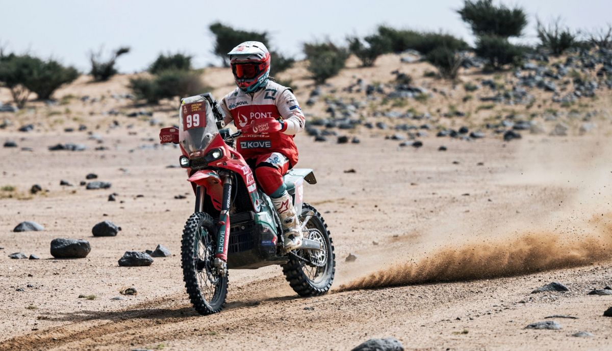 Javi Vega ha completado su séptimo Dakar en este 2025 y lo ha hecho con la Kove en categoría Original Javi Vega ha completado su séptimo Dakar en este 2025 y lo ha hecho con la Kove en categoría Original