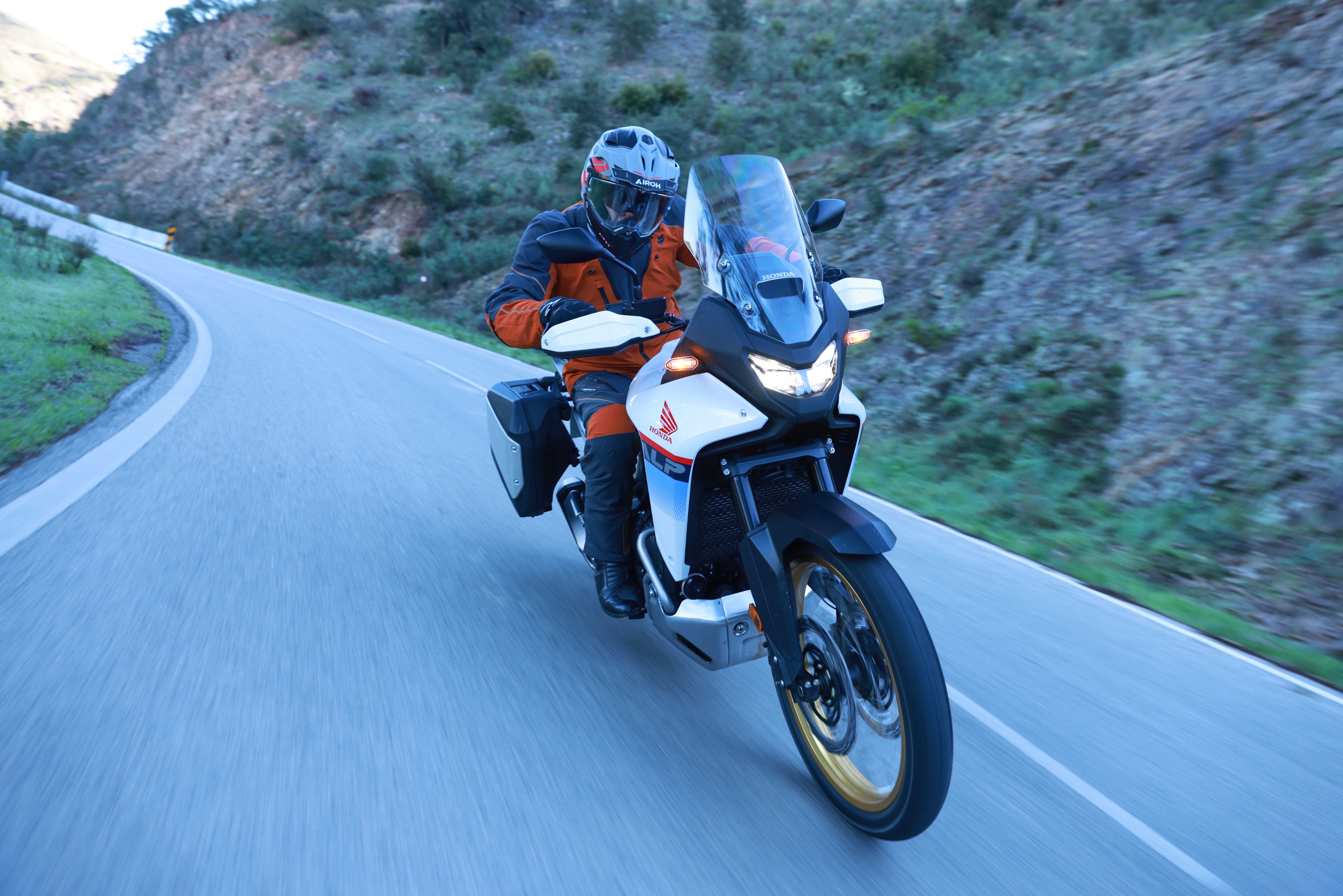 Fotos Honda XL 750 Transalp YM25  