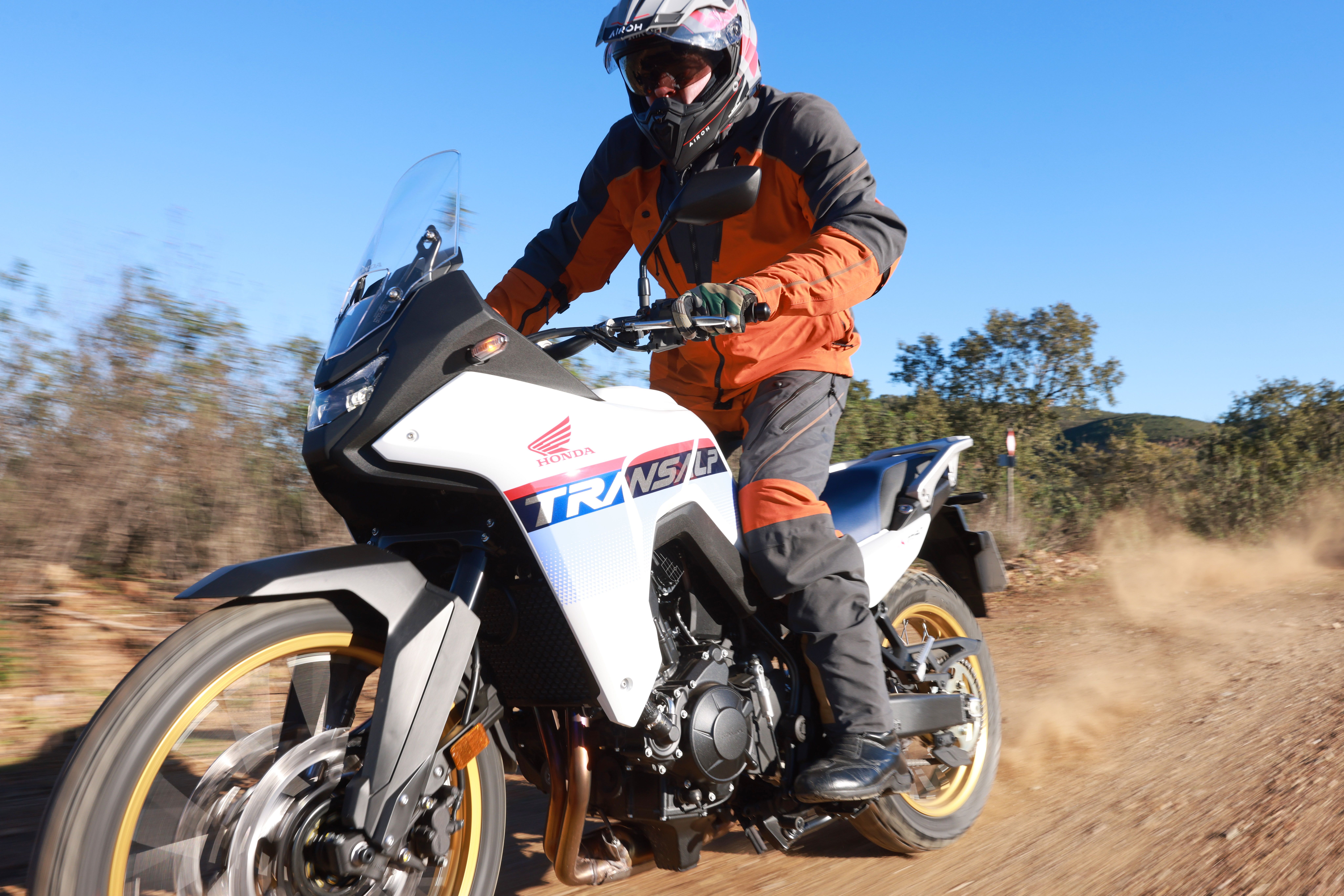 Fotos Honda XL 750 Transalp YM25  