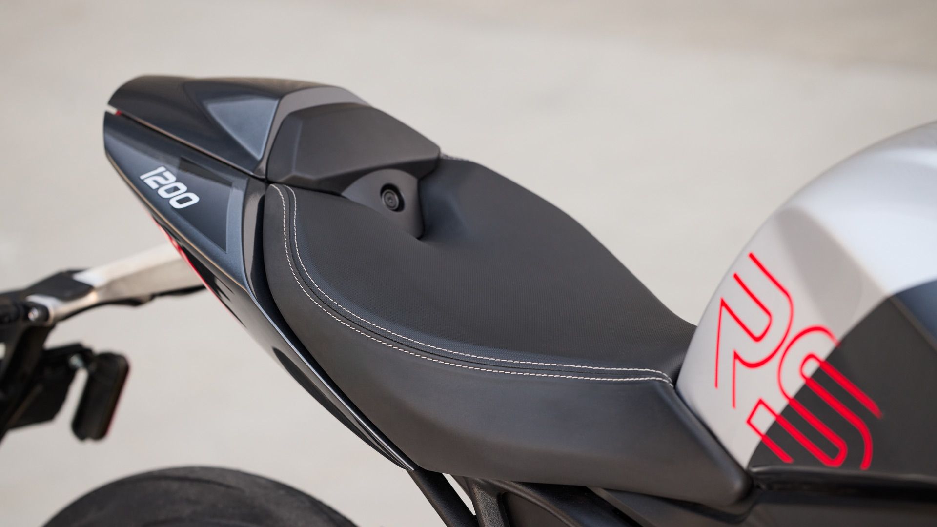 Triumph Speed Triple 1200 RS 2025 Detalles (6)
