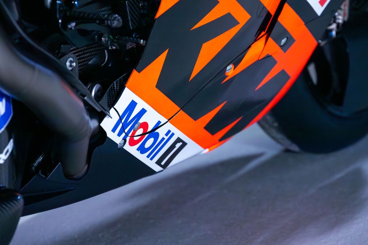 KTM RC16 Red Bull Factory MotoGP 2025 Brad Binder Pedro Acosta 18