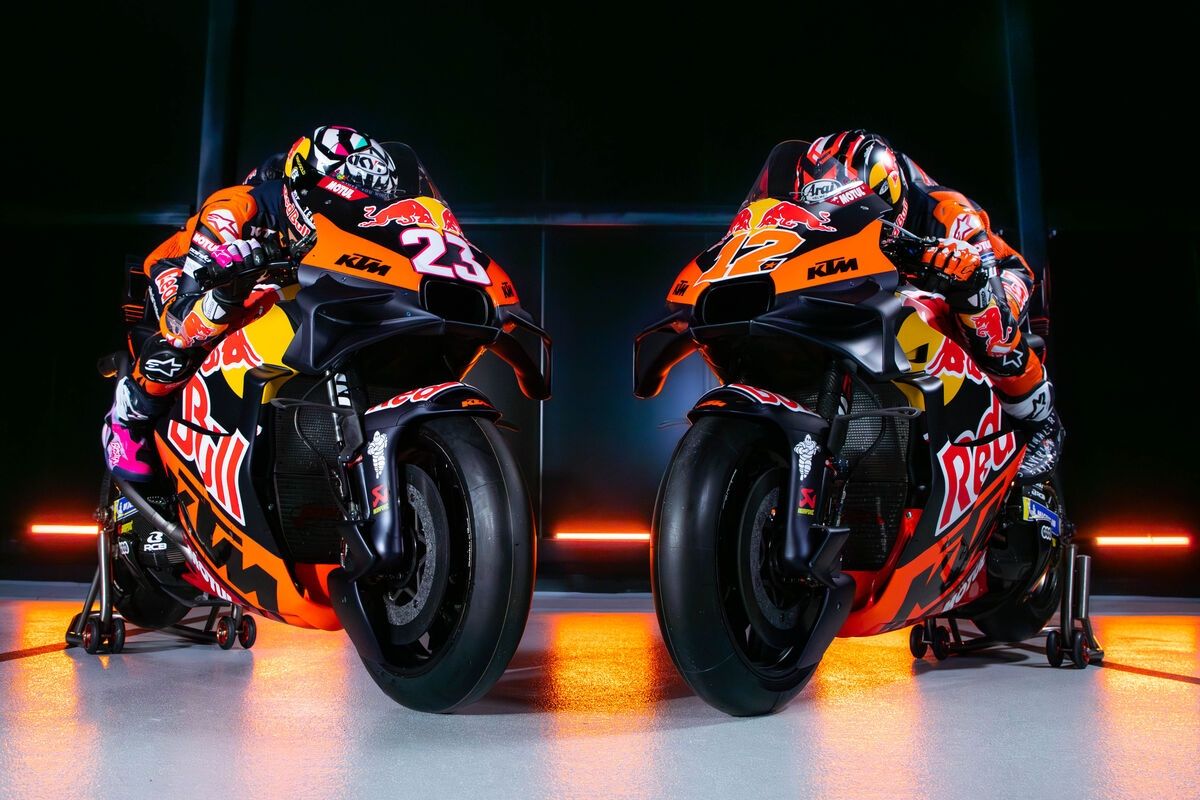 KTM RC16 Red Bull Tech3 MotoGP 2025 Enea Bastianini Maverick Viñales 08