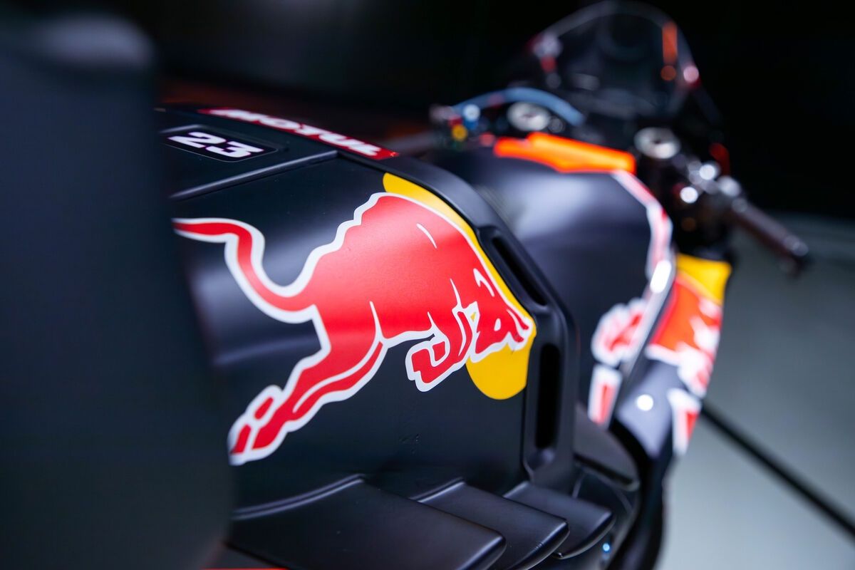 KTM RC16 Red Bull Tech3 MotoGP 2025 Enea Bastianini Maverick Viñales 12