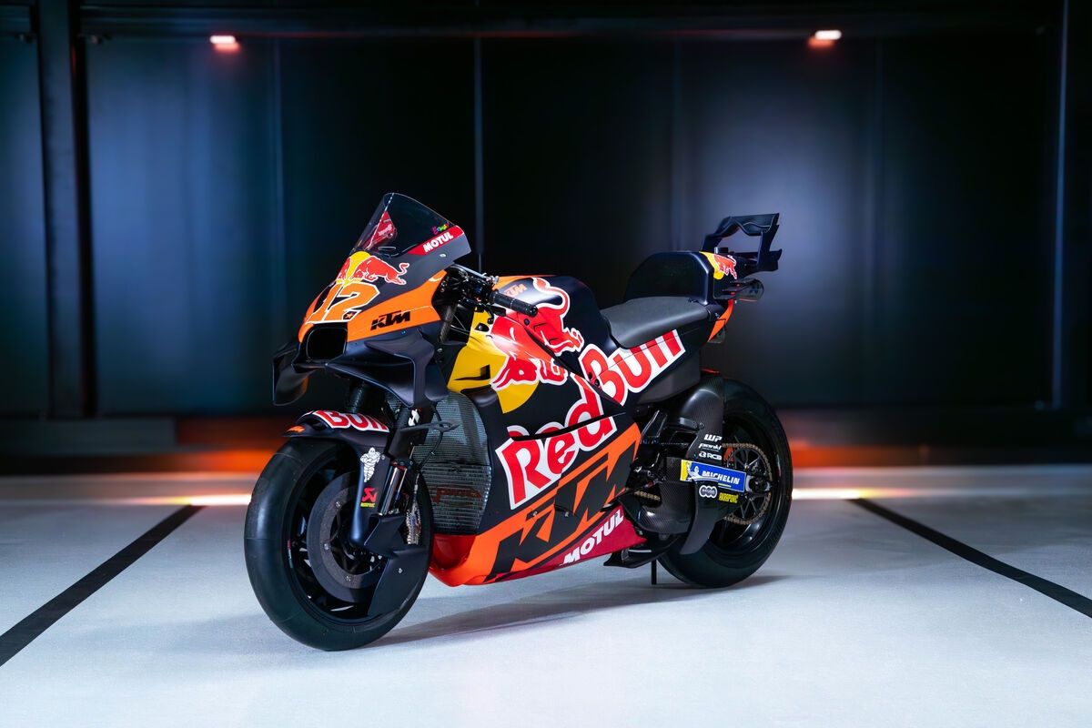 KTM RC16 Red Bull Tech3 MotoGP 2025 Enea Bastianini Maverick Viñales 13