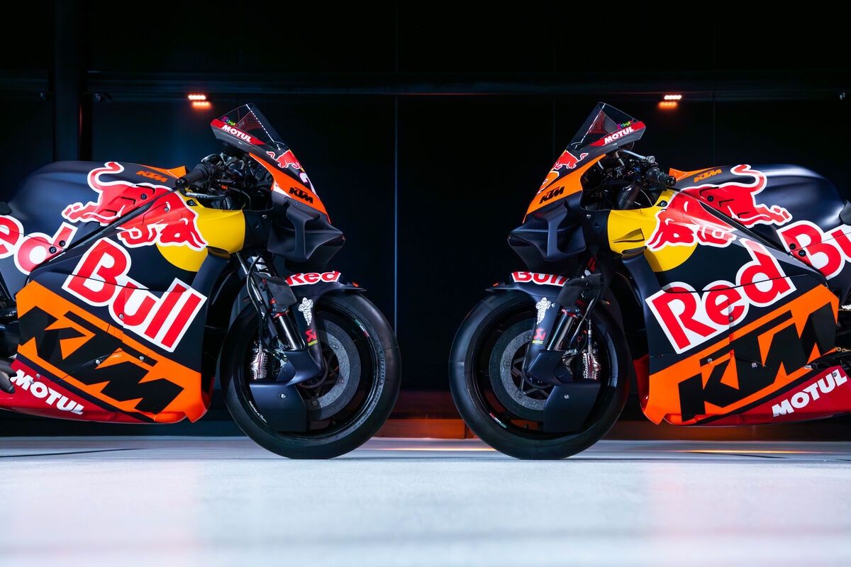 KTM RC16 Red Bull Tech3 MotoGP 2025 Enea Bastianini Maverick Viñales 22