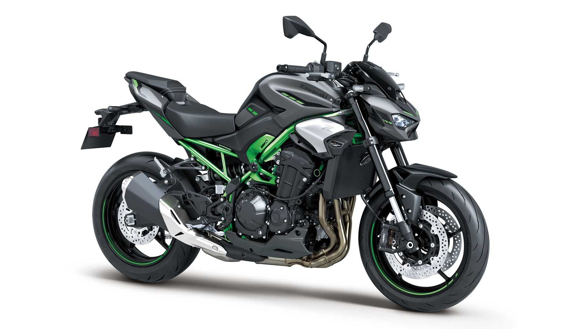 Kawasaki Z900 2025 Estudio (2)