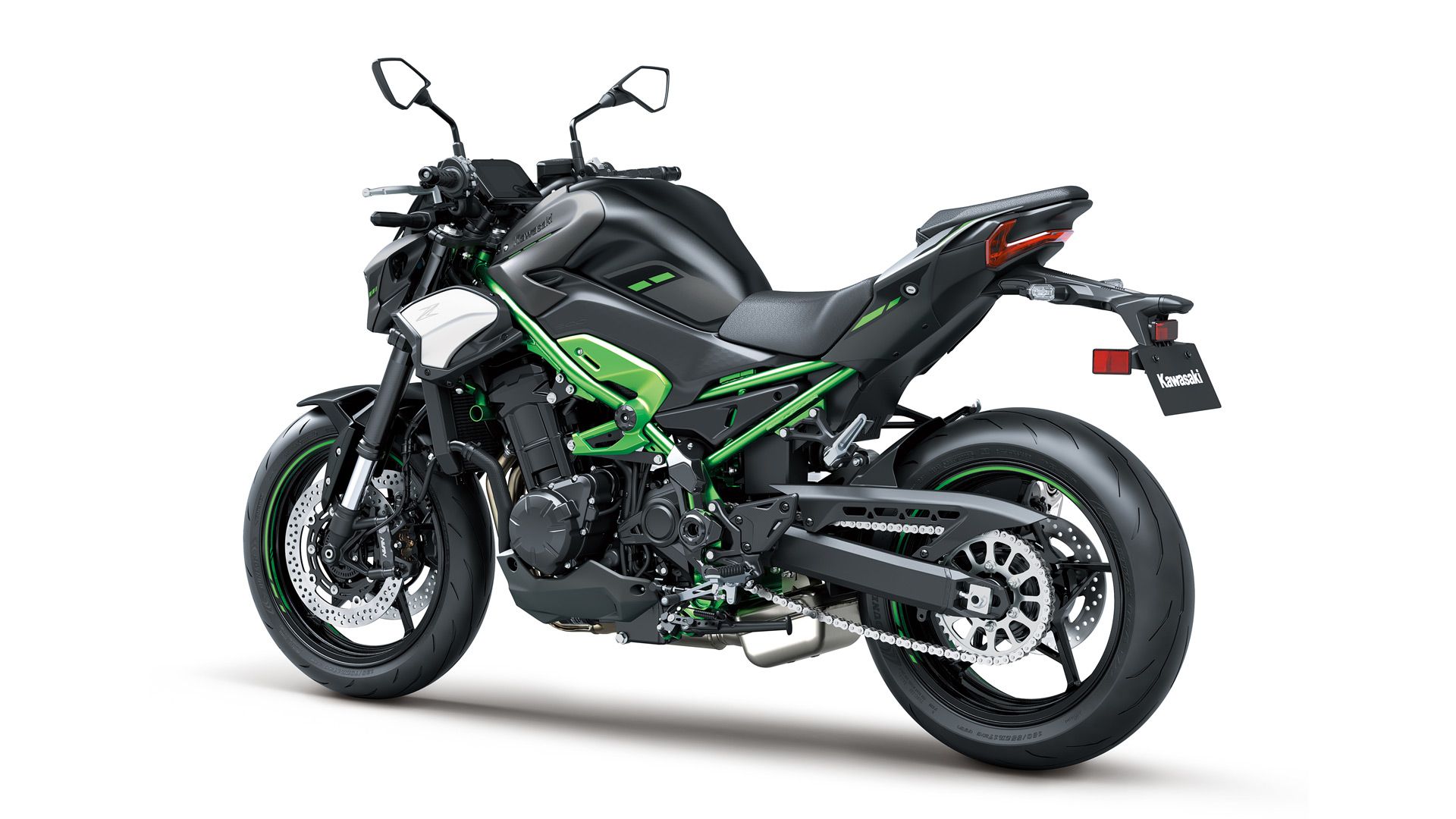 Kawasaki Z900 2025 Estudio (11)
