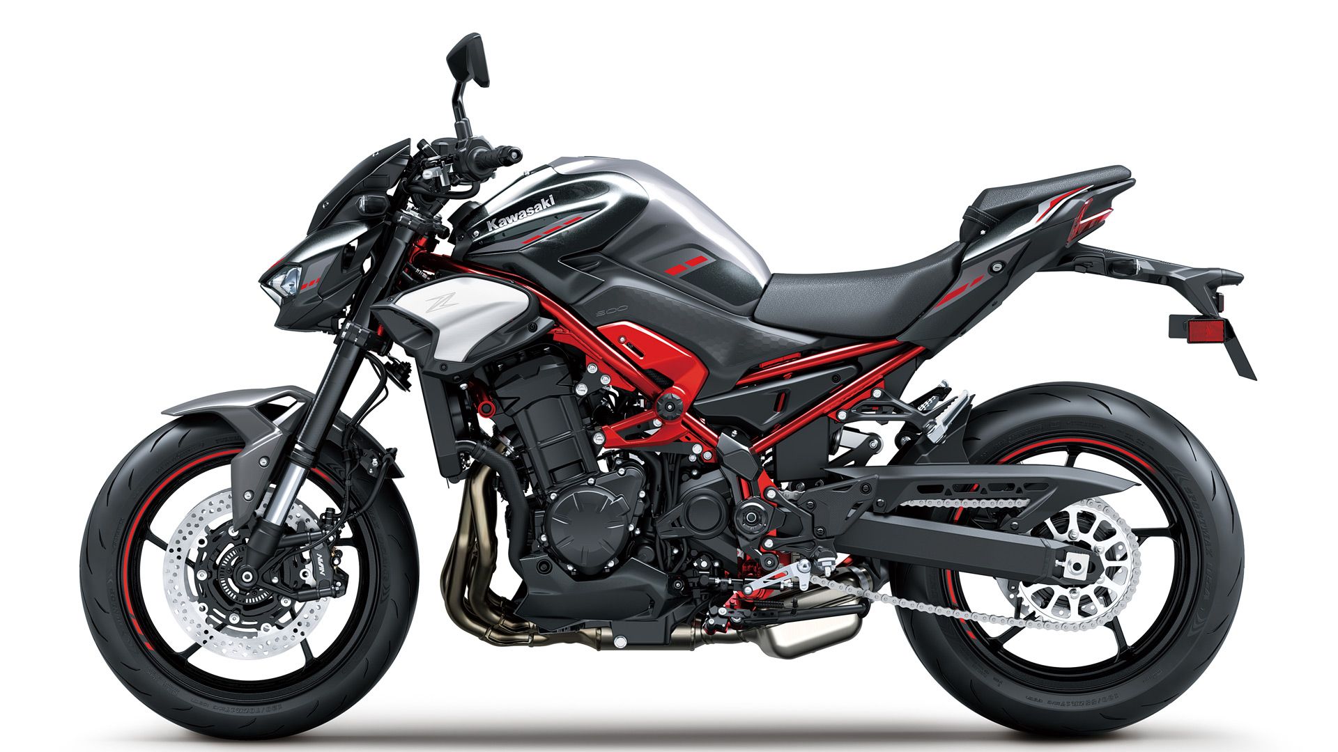 Kawasaki Z900 2025 Estudio (16)