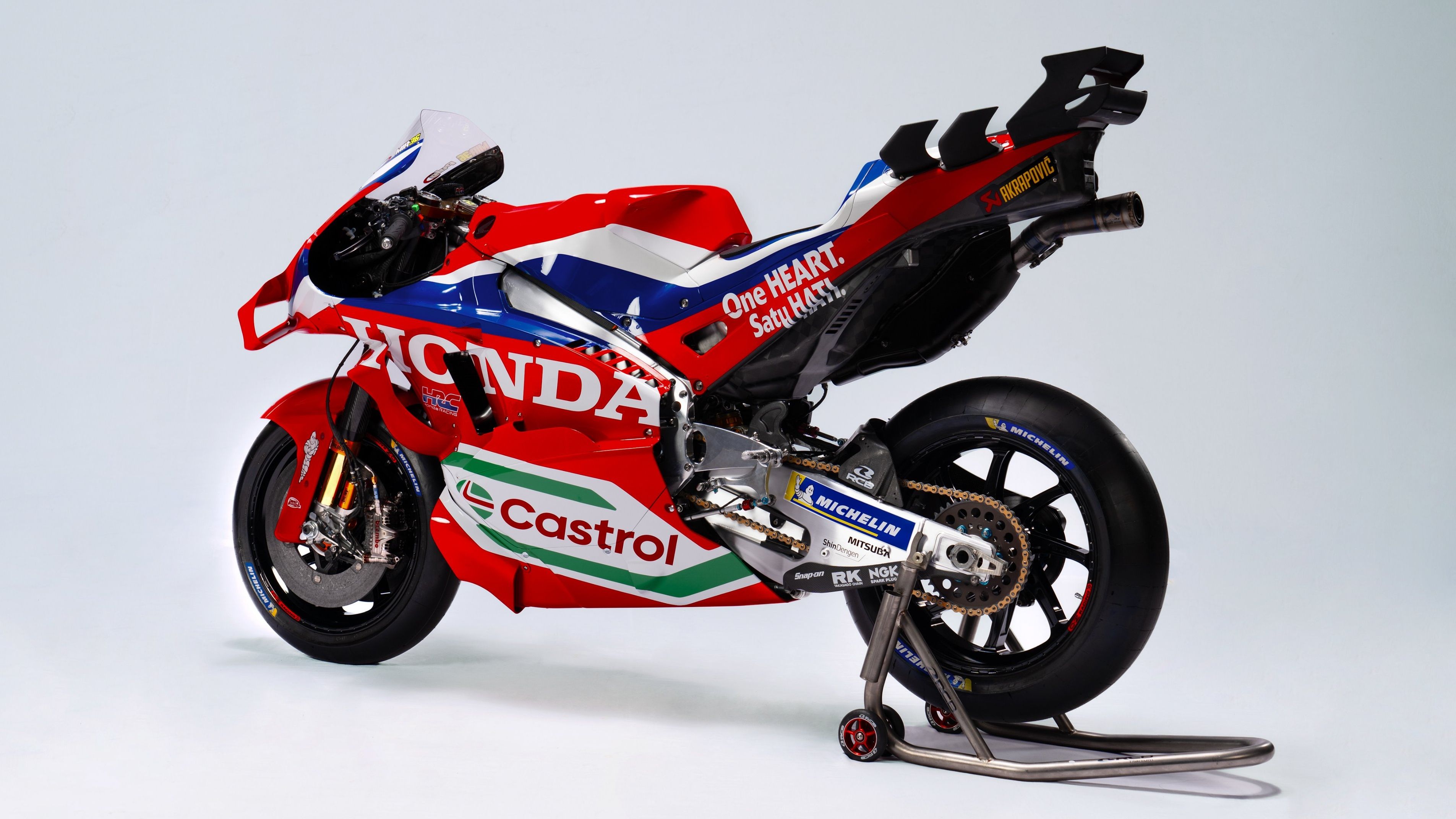 Honda RC213V HRC Castrol Team MotoGP 2025 Joan Mir Luca Marini 03