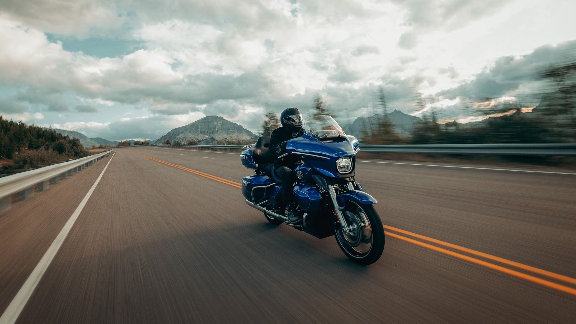 Harley Davidson Street Bob 2025 Accion (7)