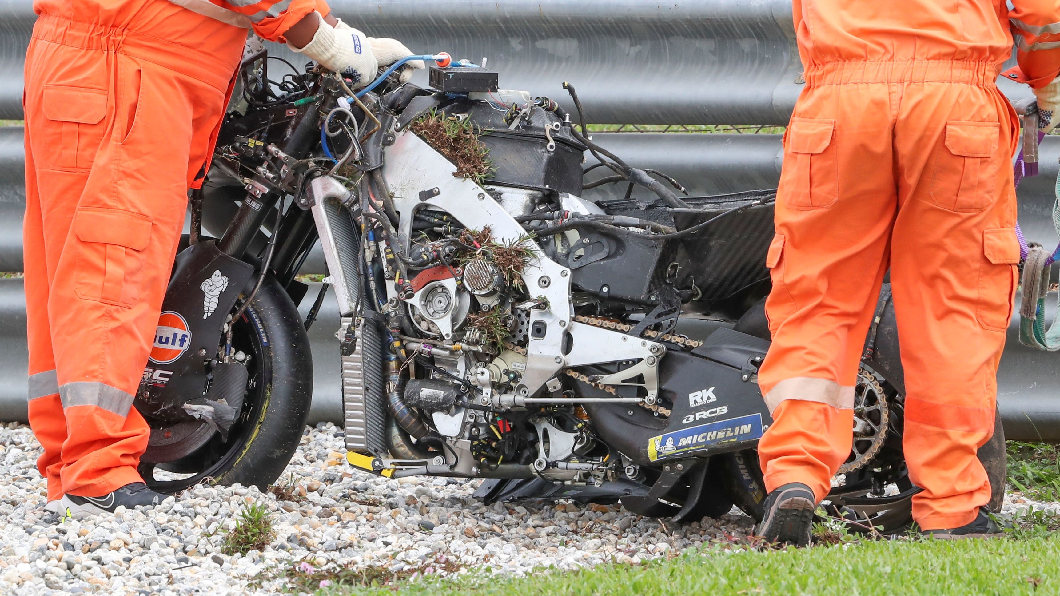 Así ha quedado la moto de Raúl Fernández, triste protagonista del día 1 en el Test Oficial de Sepang junto a Jorge Martín