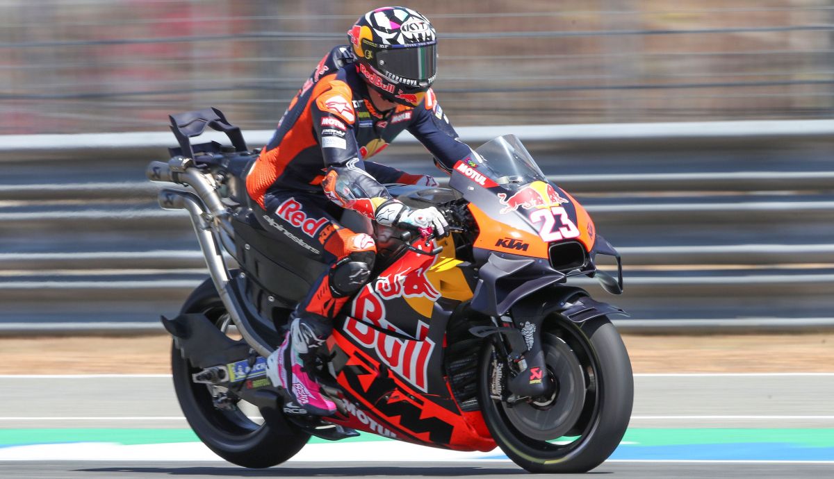 Enea Bastianini, Red Bull KTM Tech3, test Buriram MotoGP 2025 Enea Bastianini, Red Bull KTM Tech3, test Buriram MotoGP 2025
