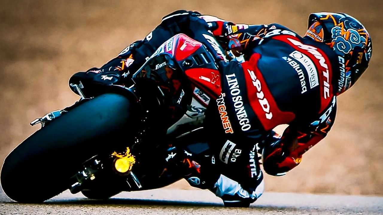 Arón Canet ha sido el más rápido en el test de Moto2 en Portimao