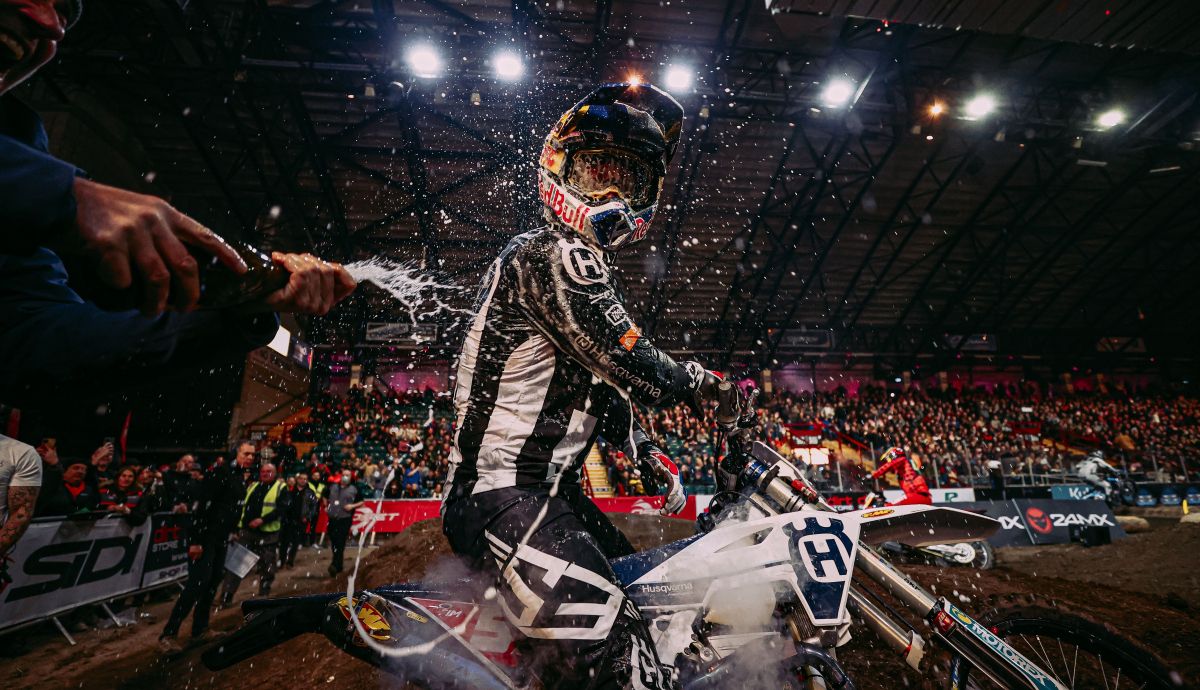 Billy Bolt   Husqvarna Factory Racing   2025 SuperEnduro Round 6, United Kingdom 4