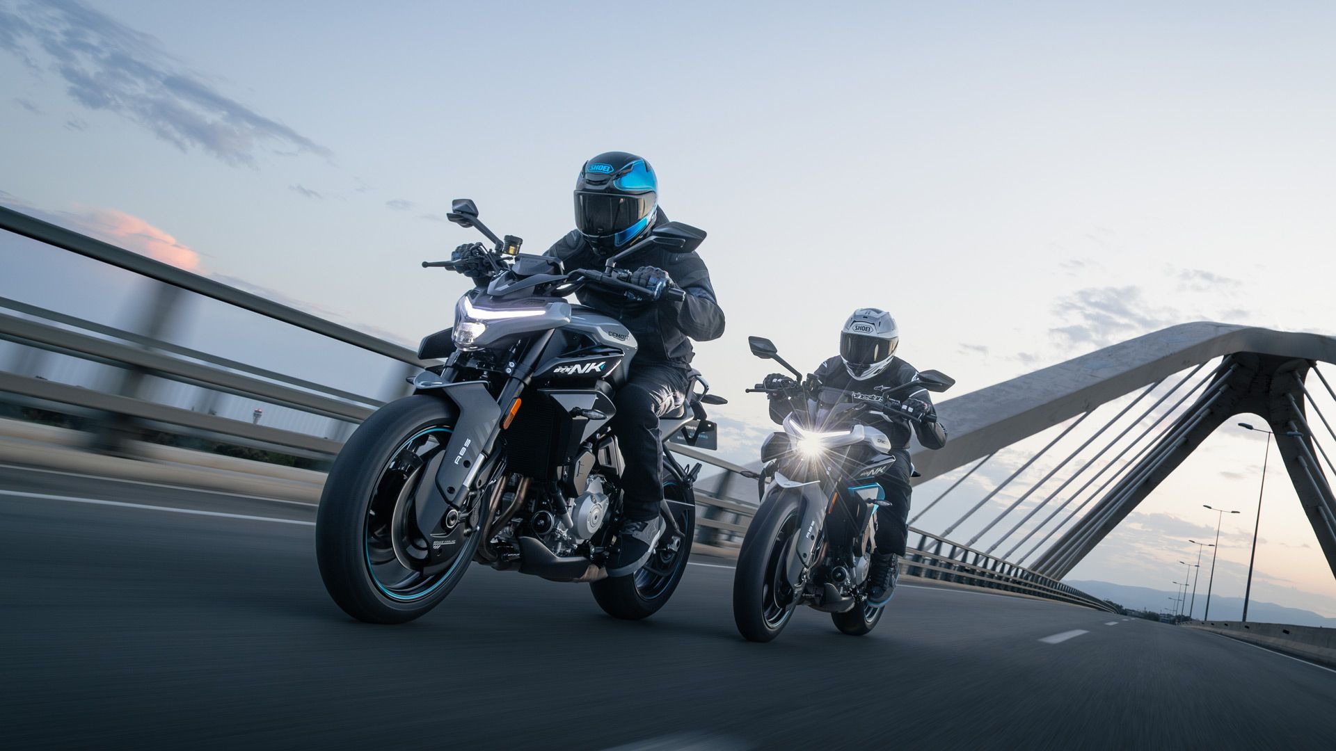 CFMoto 675NK 2025 Accion Oficial (1)