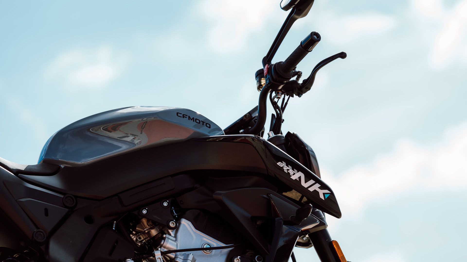 CFMoto 675NK 2025 Detalles (2)