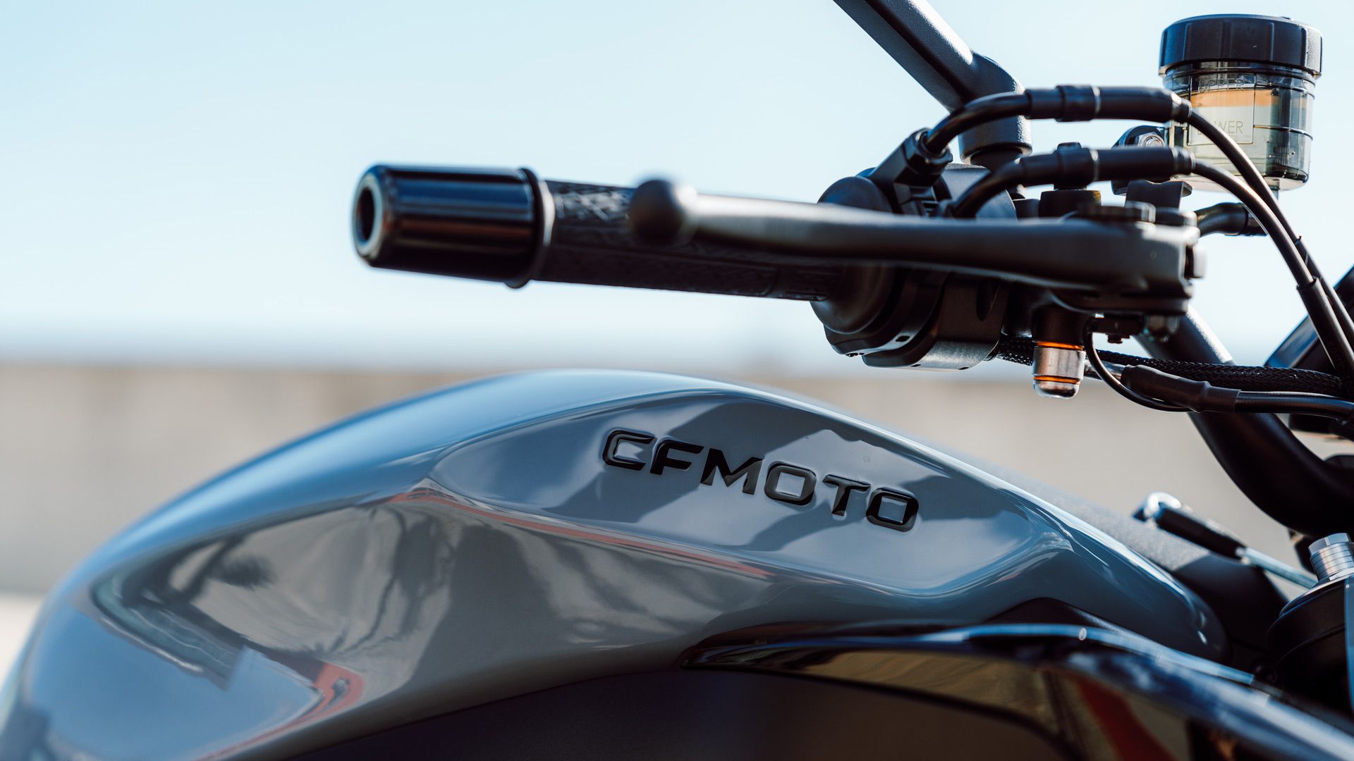 CFMoto 675NK 2025 Detalles (9)