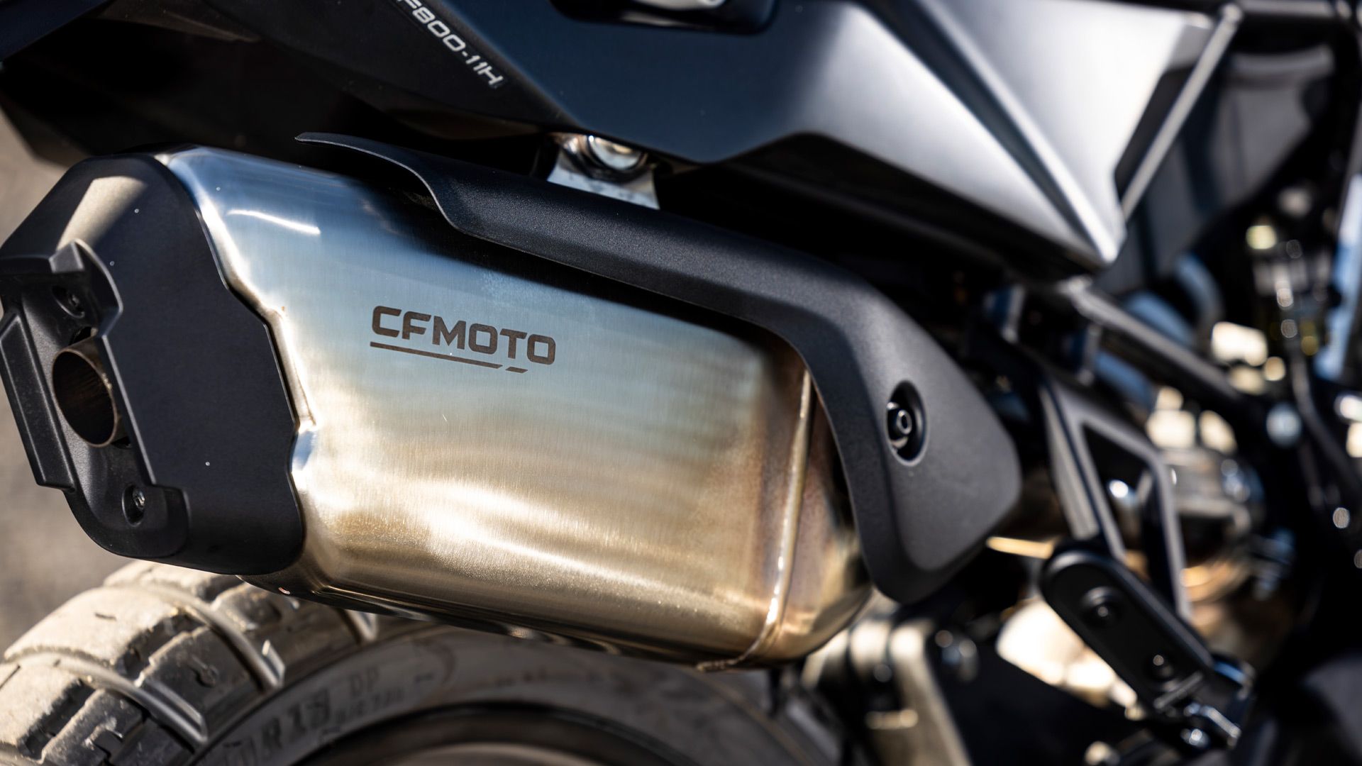 CFMoto 800 MT X 2025 Detalles (21)