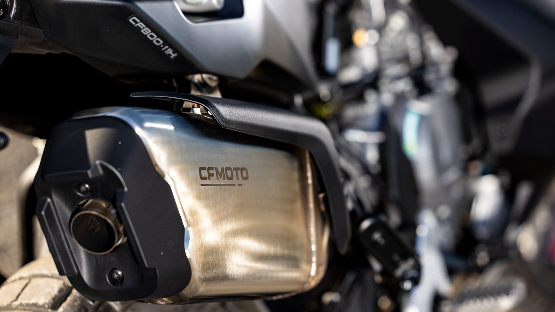 CFMoto 800 MT X 2025 Detalles (22)