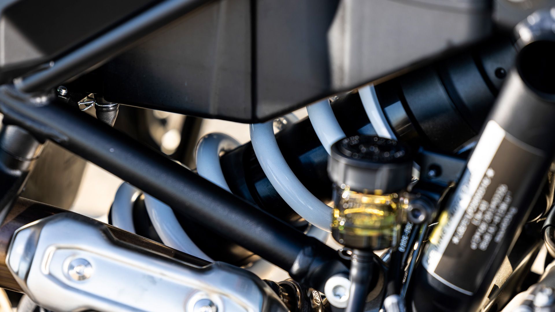 CFMoto 800 MT X 2025 Detalles (24)
