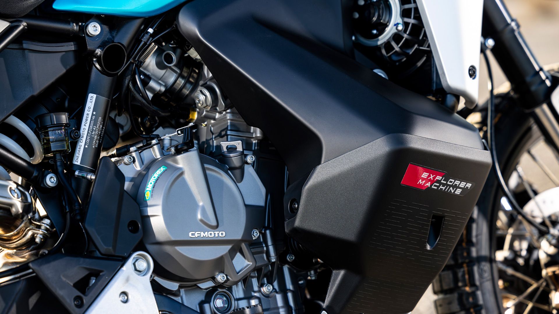 CFMoto 800 MT X 2025 Detalles (28)