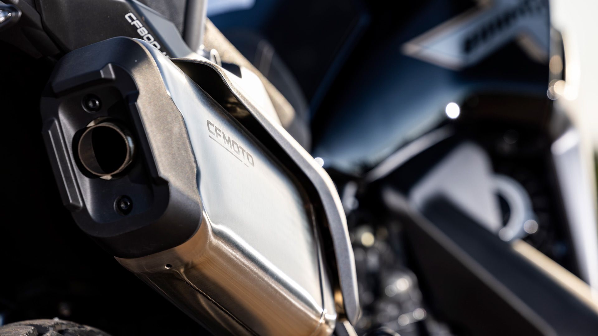 CFMoto 800 MT X 2025 Detalles (42)