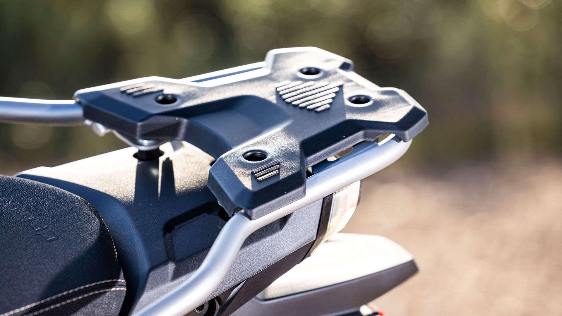 CFMoto 800 MT X 2025 Detalles (57)