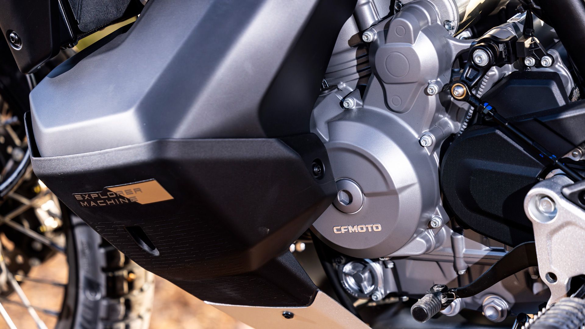 CFMoto 800 MT X 2025 Detalles (59)