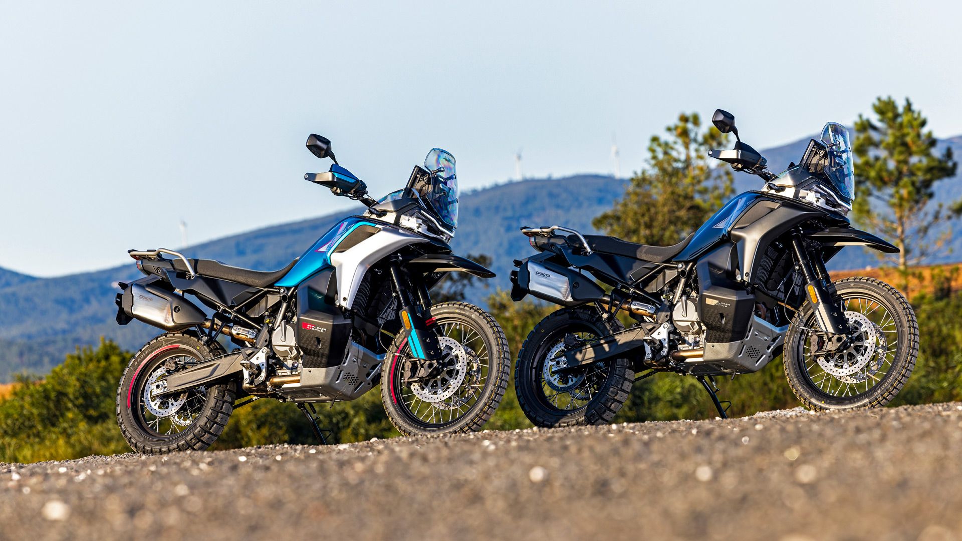 CFMoto 800 NT X 2025 Estatica (4)