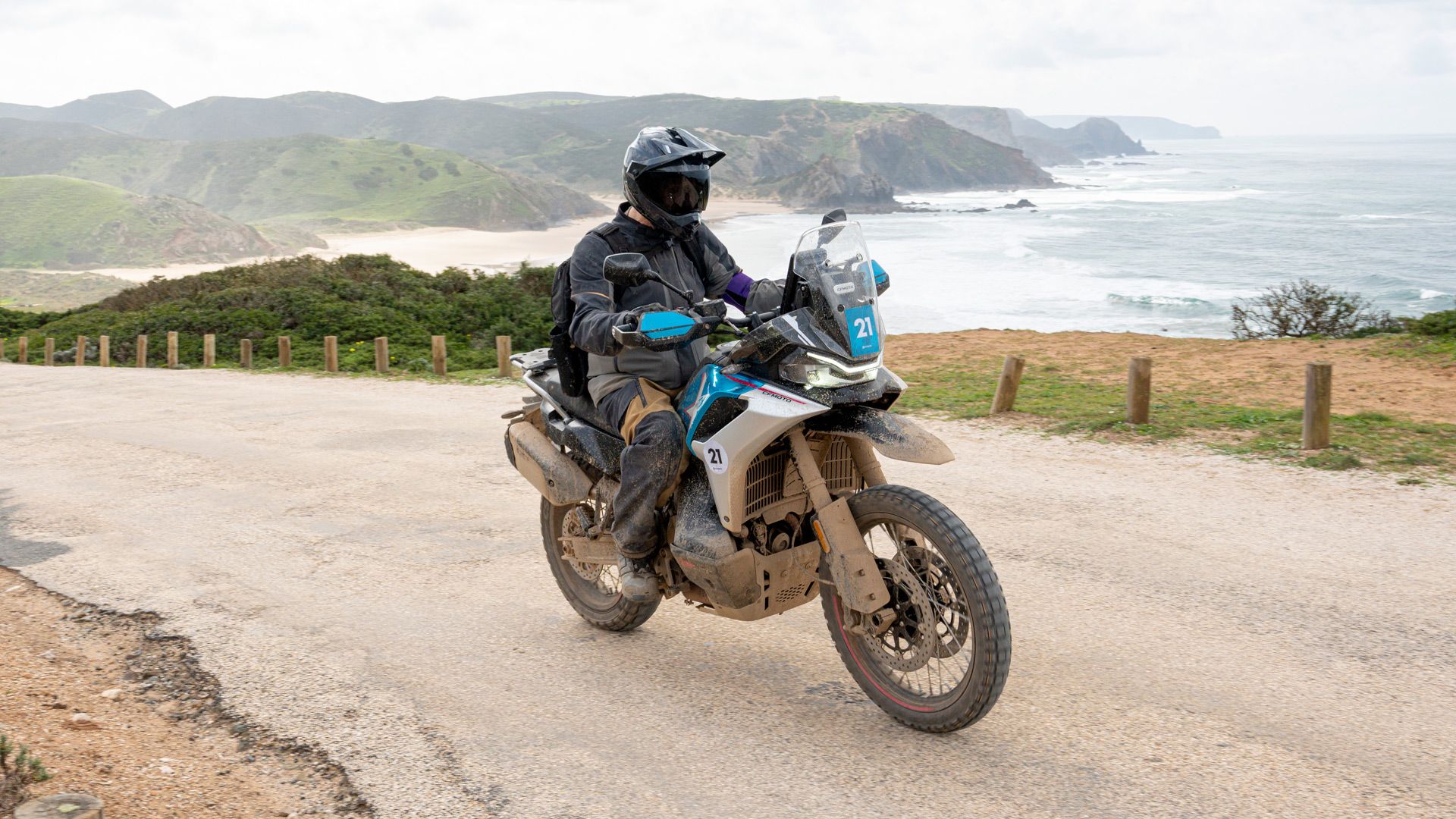 CFMoto 800MT X 2025 Accion (3)