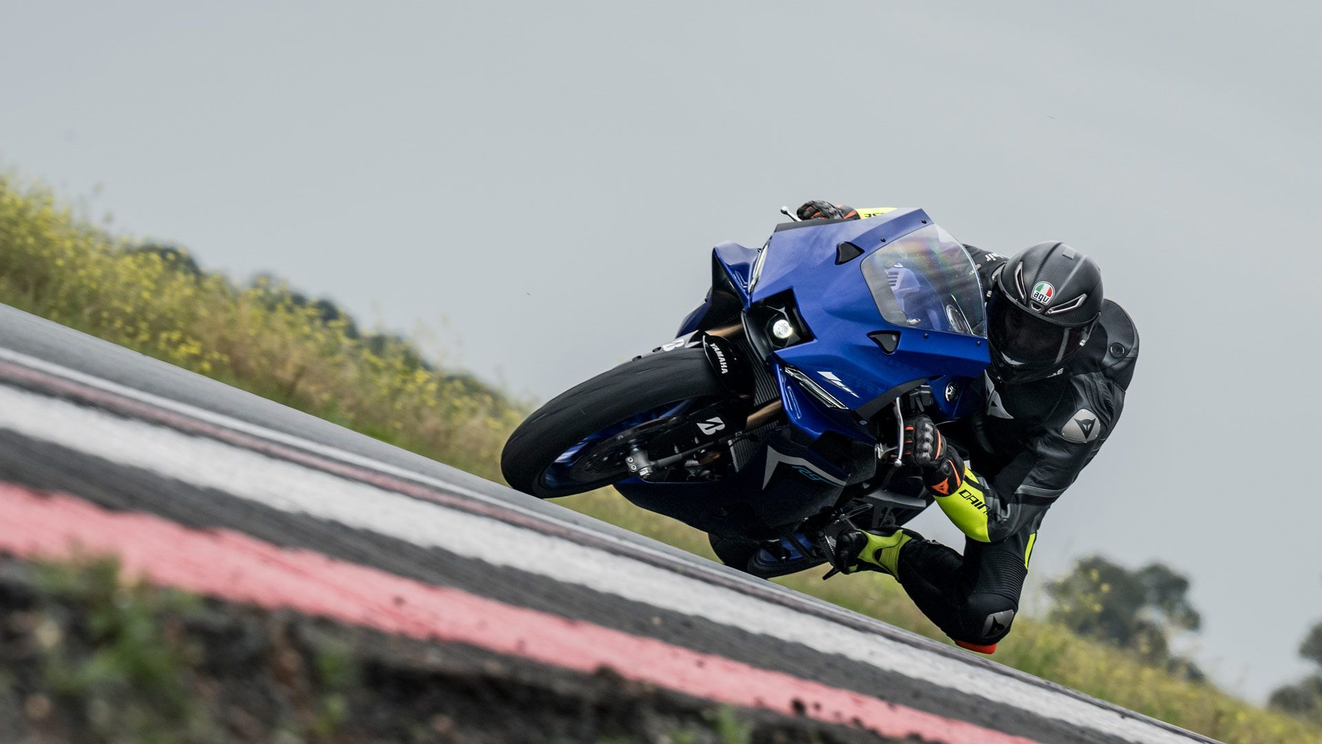 Yamaha R9 2025 Accion (5)
