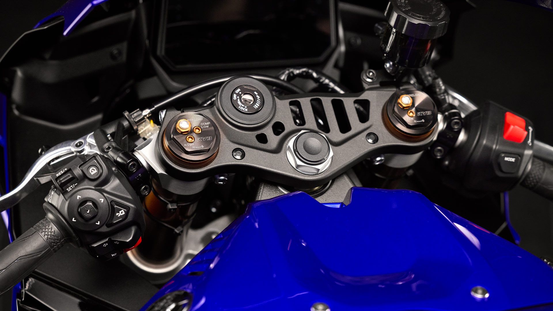 Yamaha R9 2025 Detalles (7)