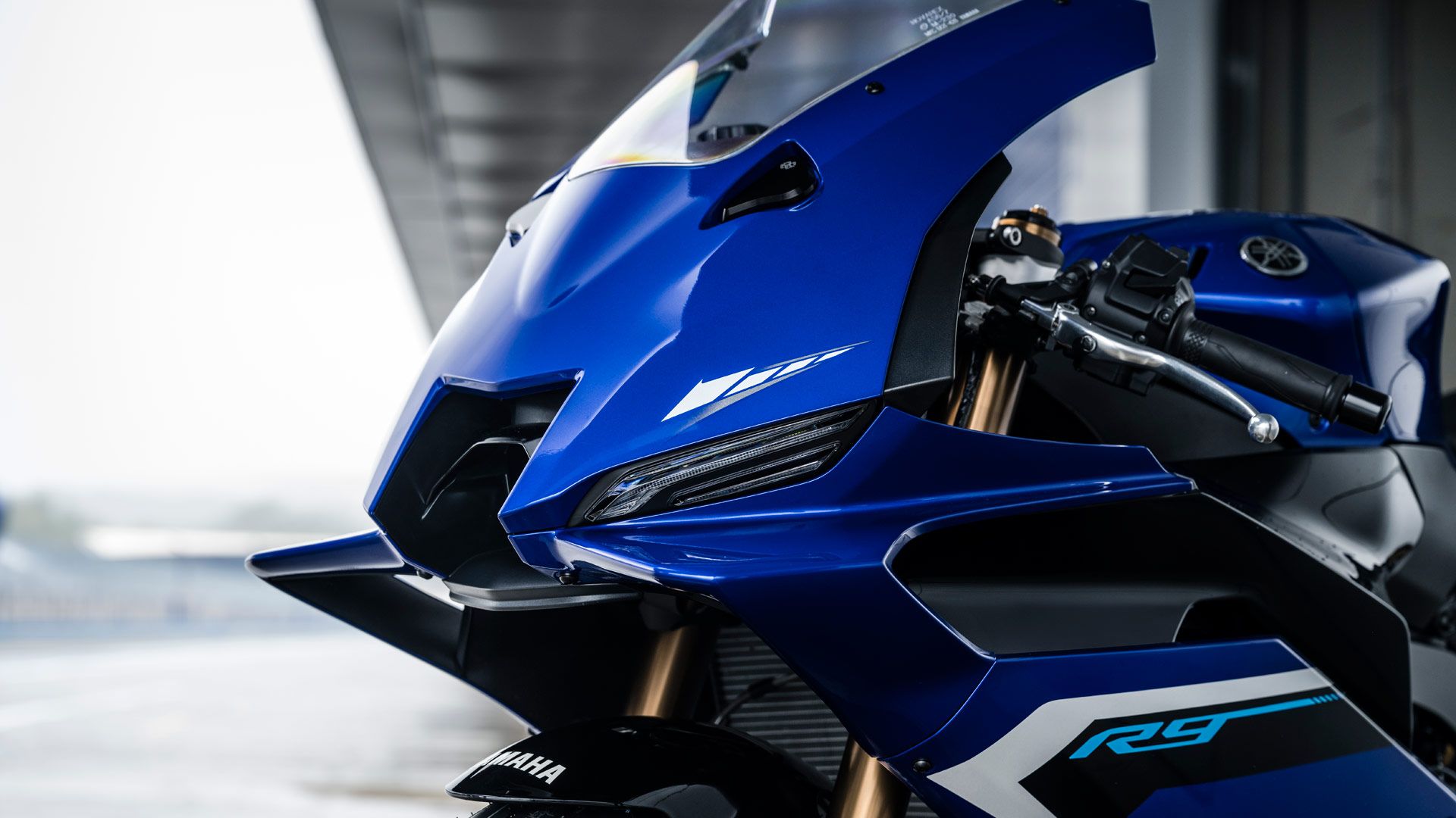 Yamaha R9 2025 Detalles (13)