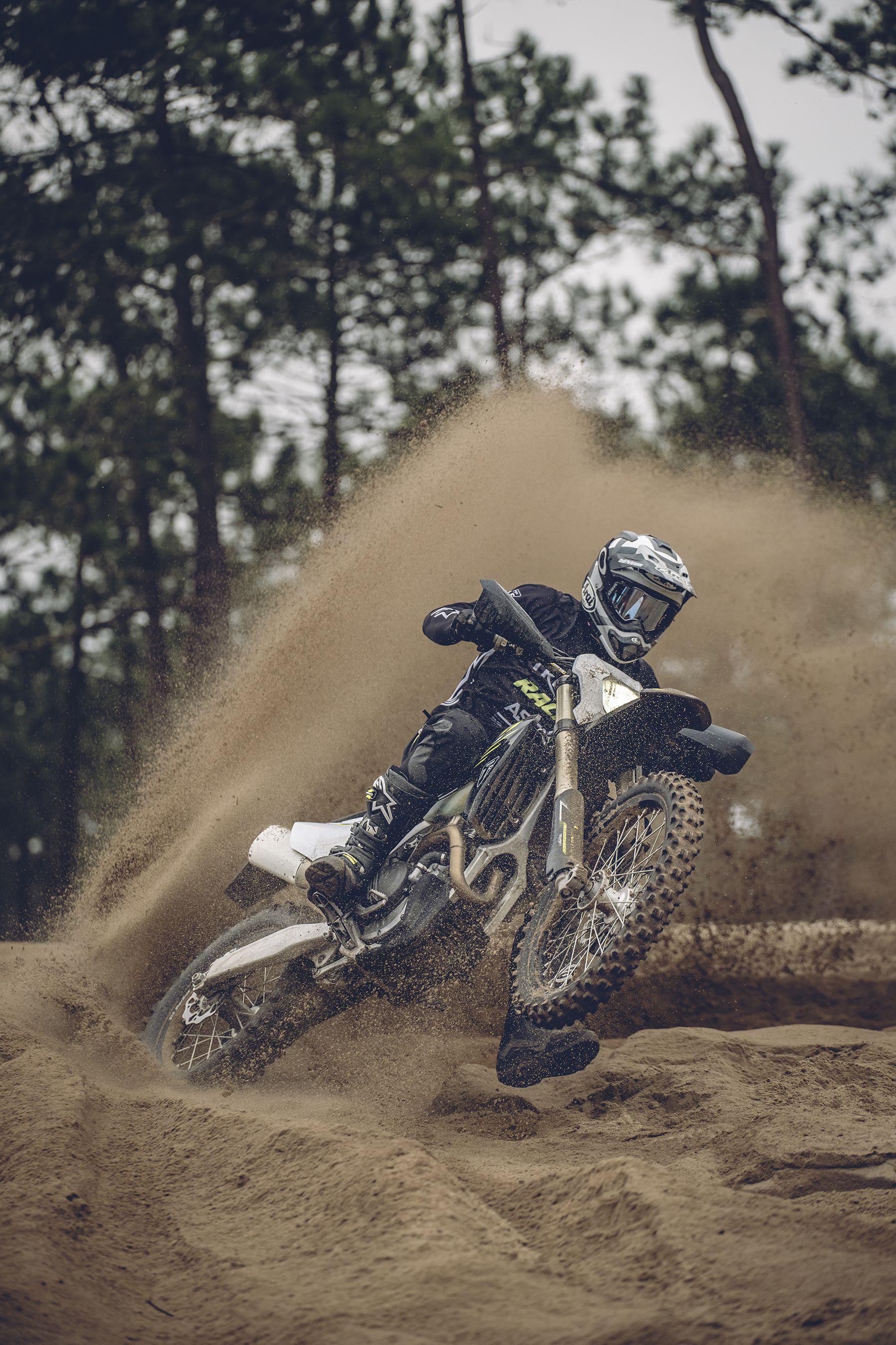 Fotos Triumph TF 250-E y TF 450-E
