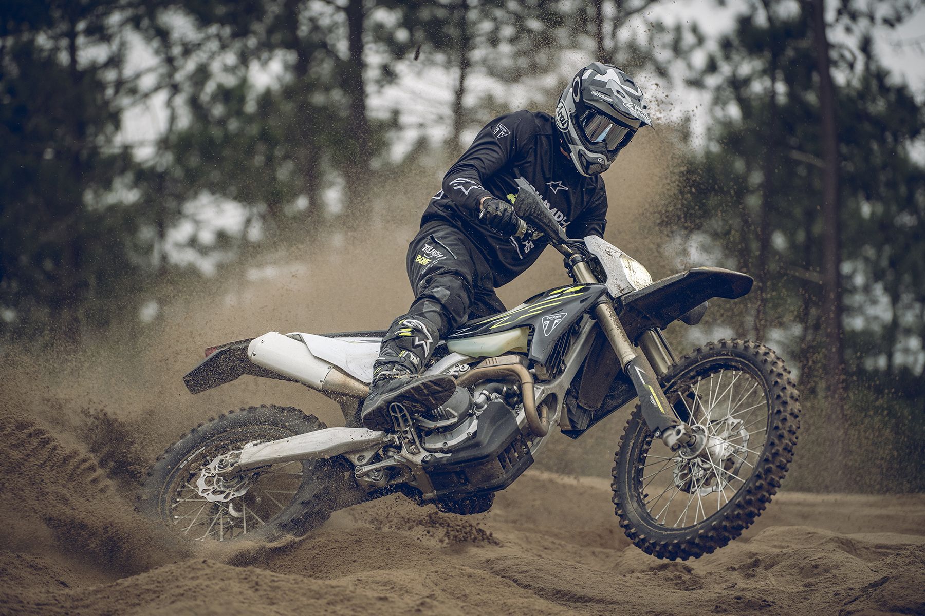 Fotos Triumph TF 250-E y TF 450-E