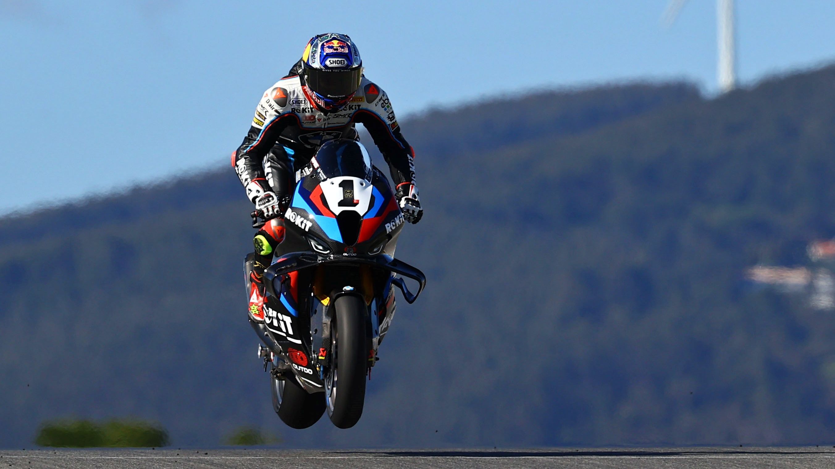 Toprak Razgatlioglu ha batido el récord de Portimao para llevarse la Superpole