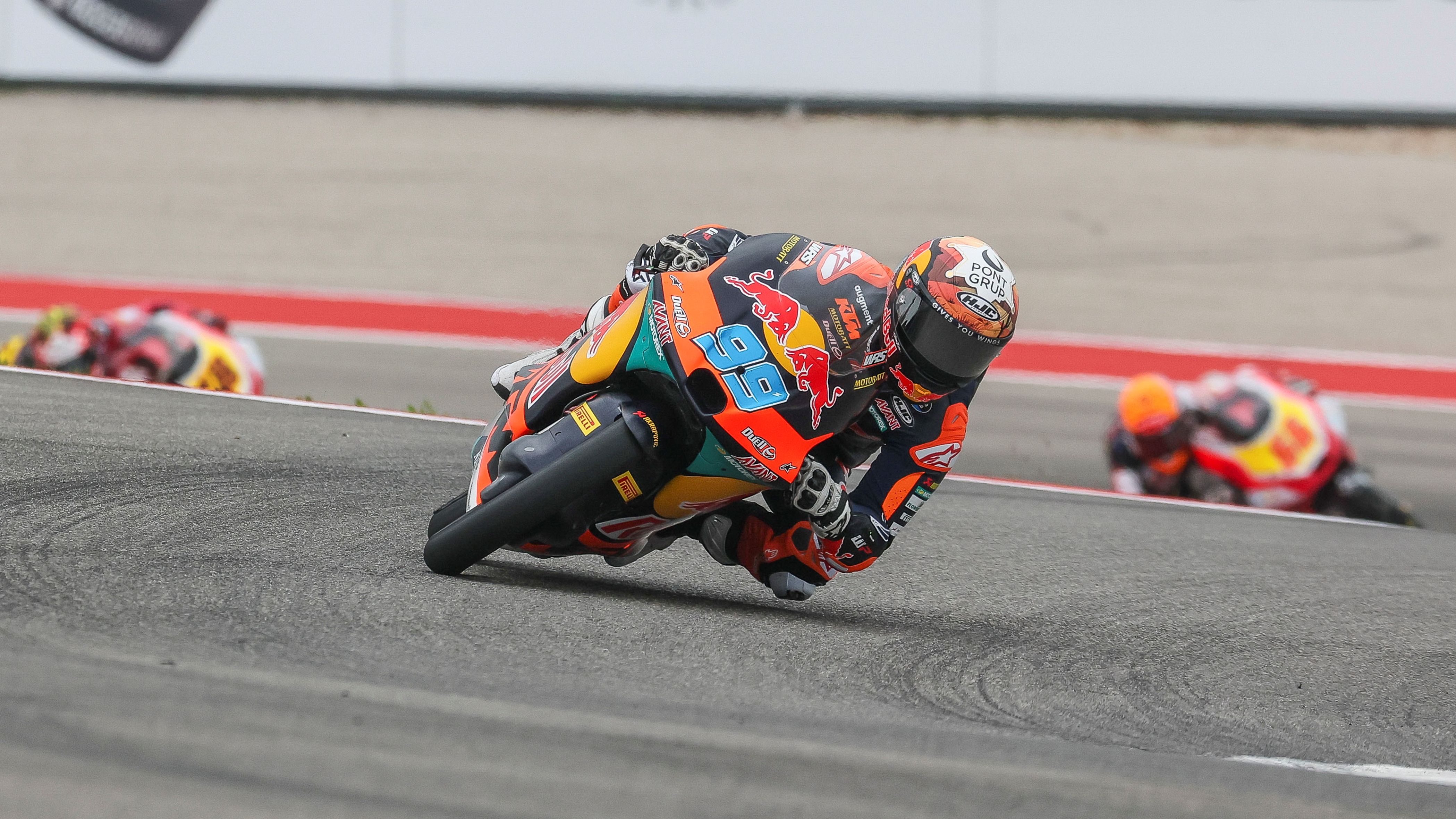 José Antonio Rueda se escapa de Joel Kelso y Matteo Bertelle, Moto3 Américas 2025
