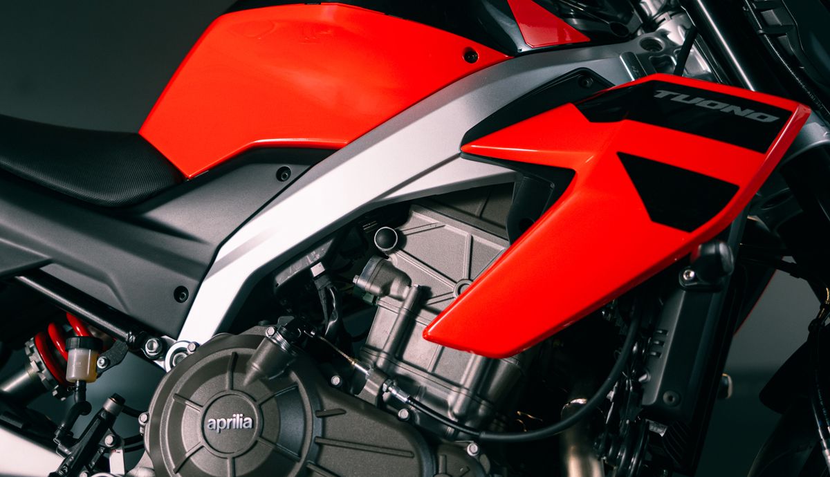 Aprilia Tuono 457 detalles (7)