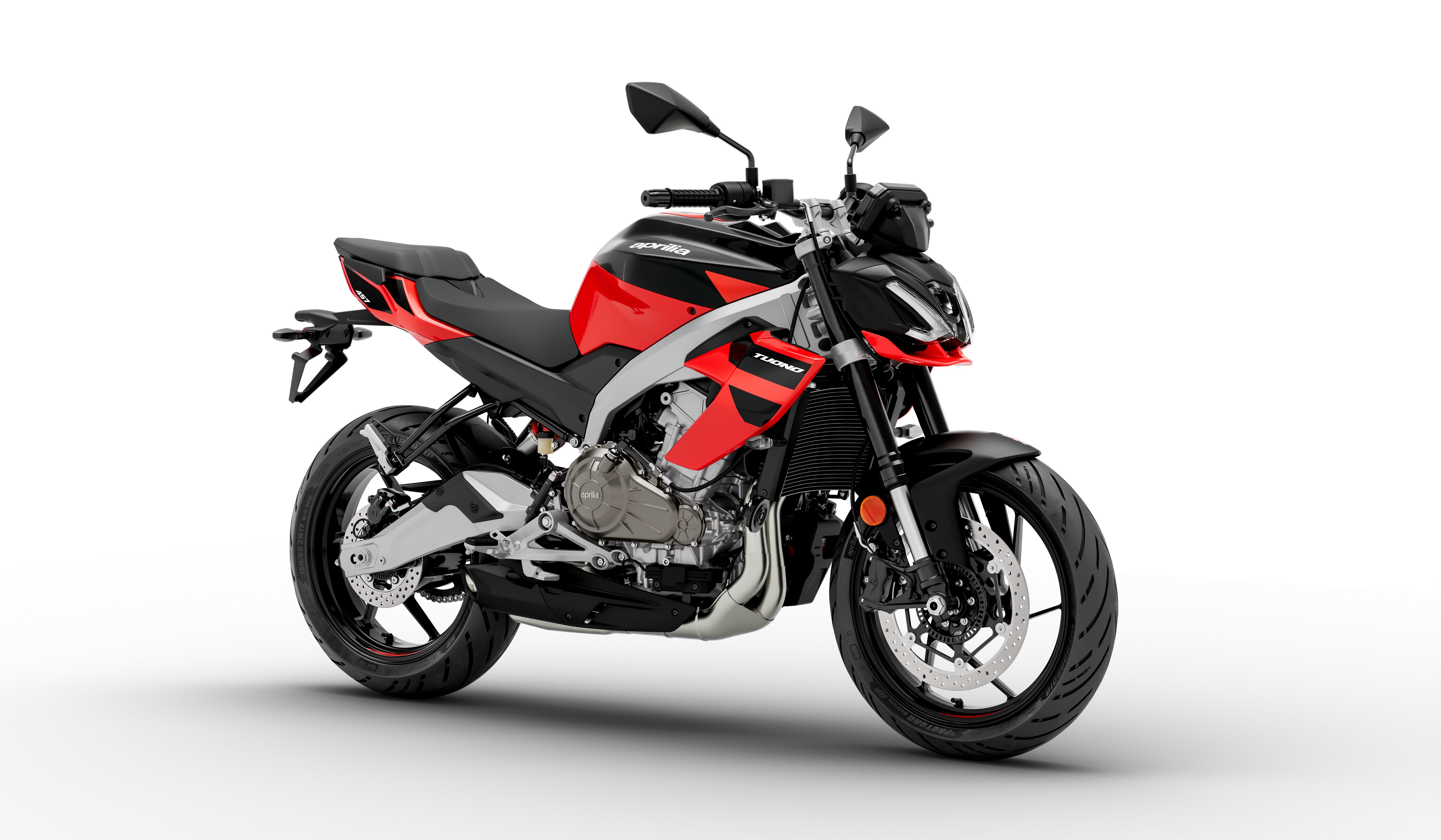 Aprilia Tuono 457 perfil (1)