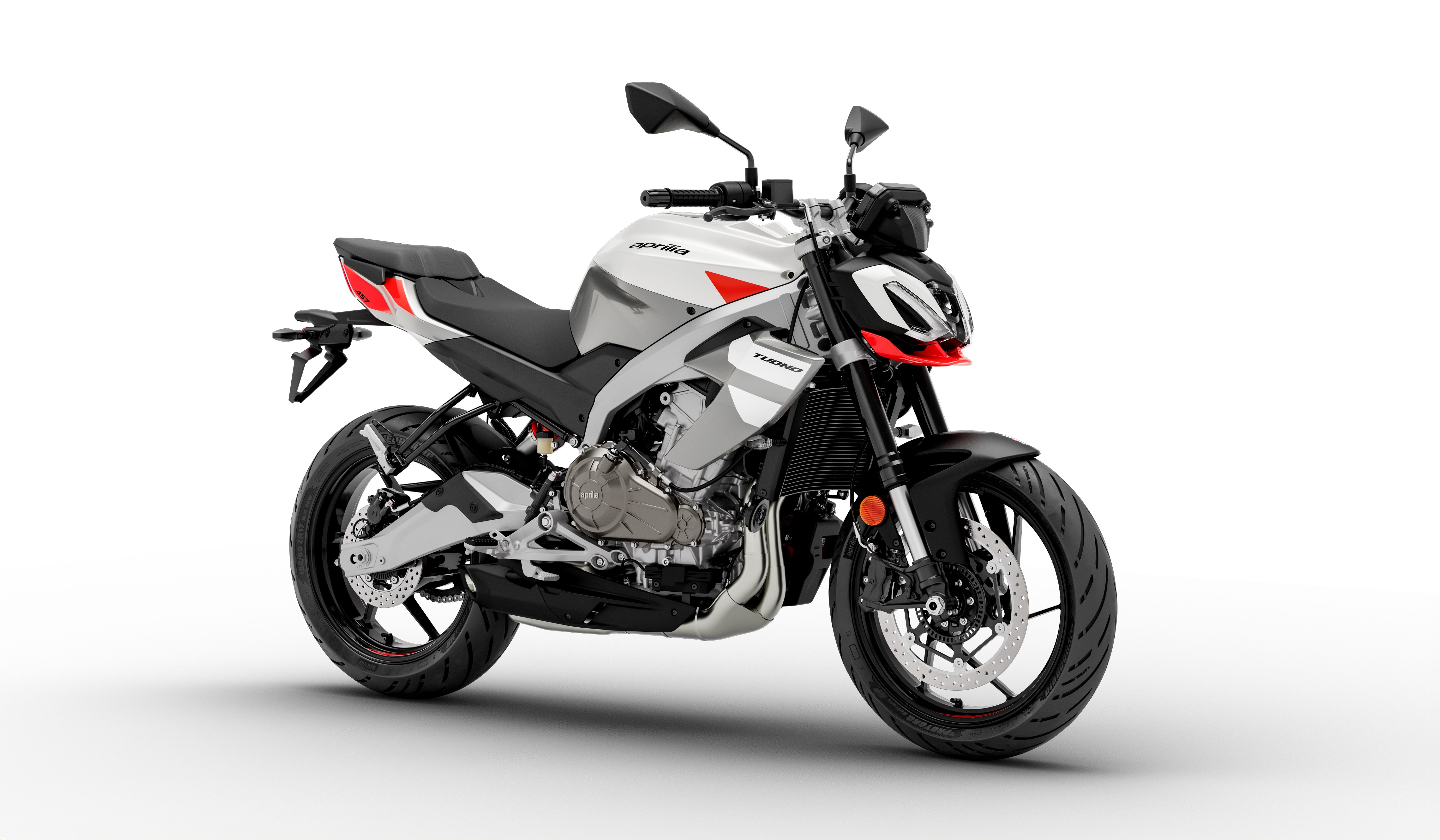 Aprilia Tuono 457 perfil (2)