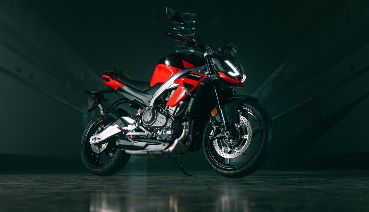 aprilia-tuono-457-detalles-1_7_1200x690.jpeg