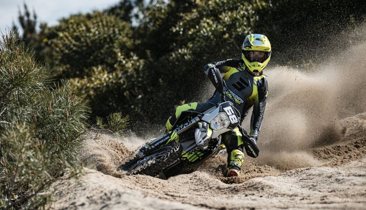 Triumph Enduro 2025 03431 (Grande) Triumph Enduro 2025 03431 (Grande)