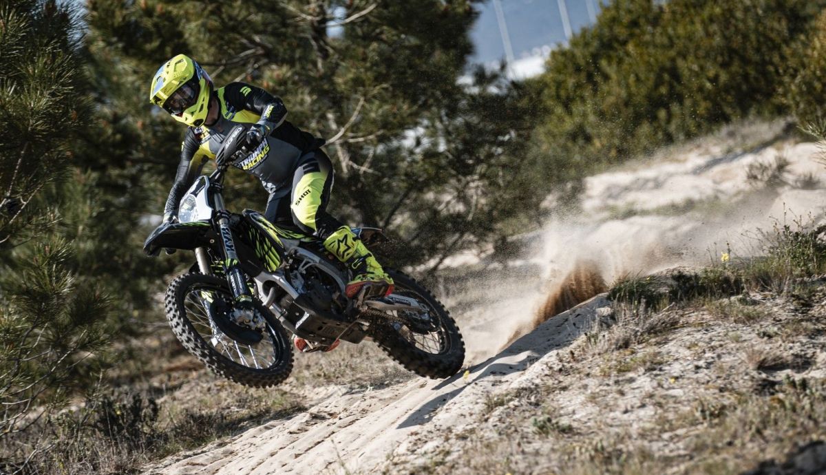 Triumph Enduro 2025 03781 (Grande) Triumph Enduro 2025 03781 (Grande)