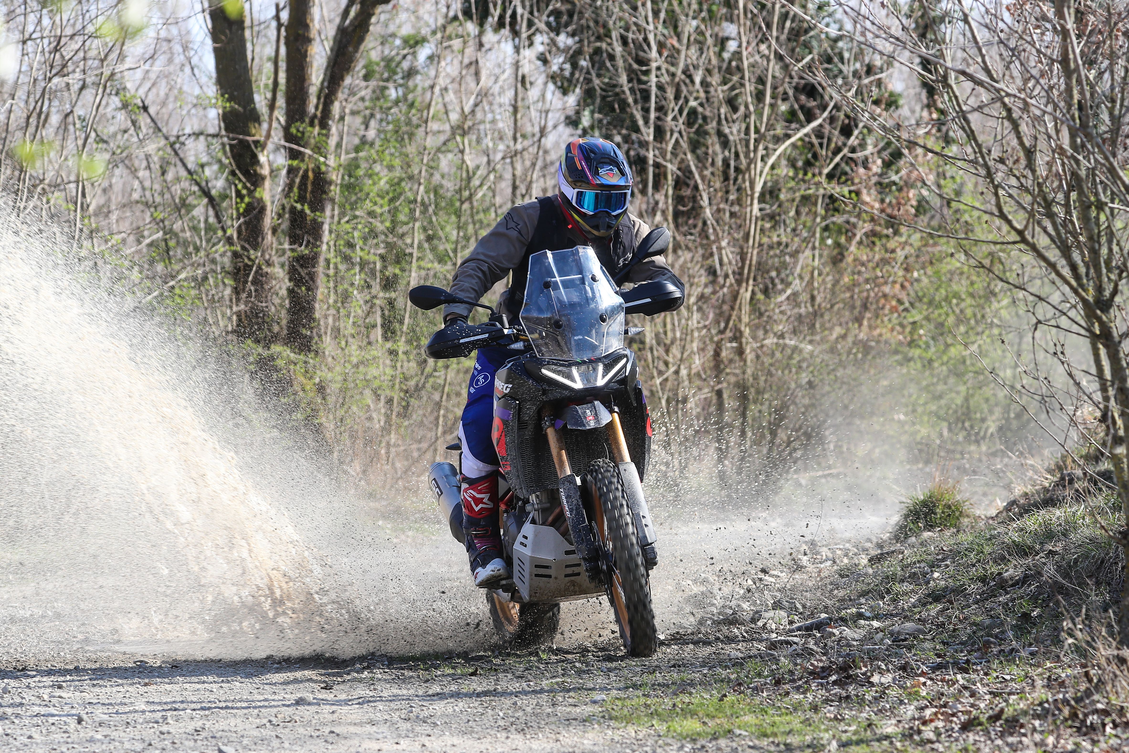 Fotos prueba Aprilia Tuareg 660 Rally