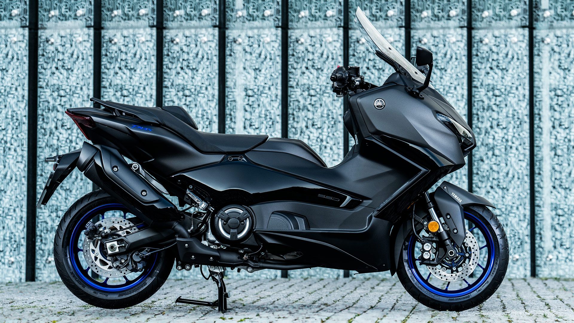Yamaha TMAX 2025 Detalles (8)